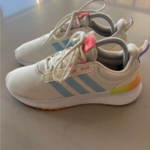 Adidas Women's Racer TR21 sneakers size 7.5